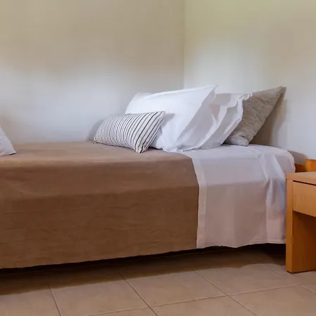 Notus Apartment *