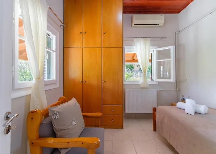 Notus Apartment Lefkímmi