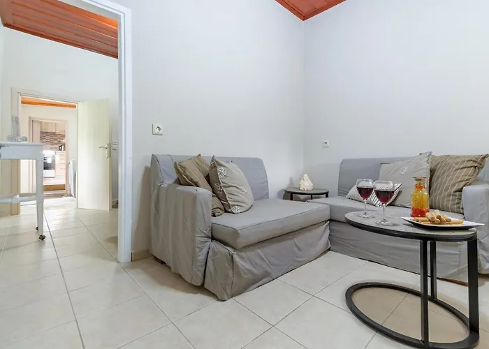 Notus Apartment Lefkímmi